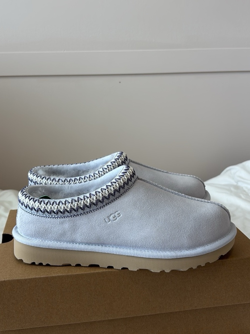 UGG Tasman II Slip-On Mule - Light Gray with Patterned Trim